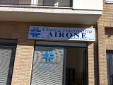 Allestimento insegna Airone Clinica Vererinaria - frontale